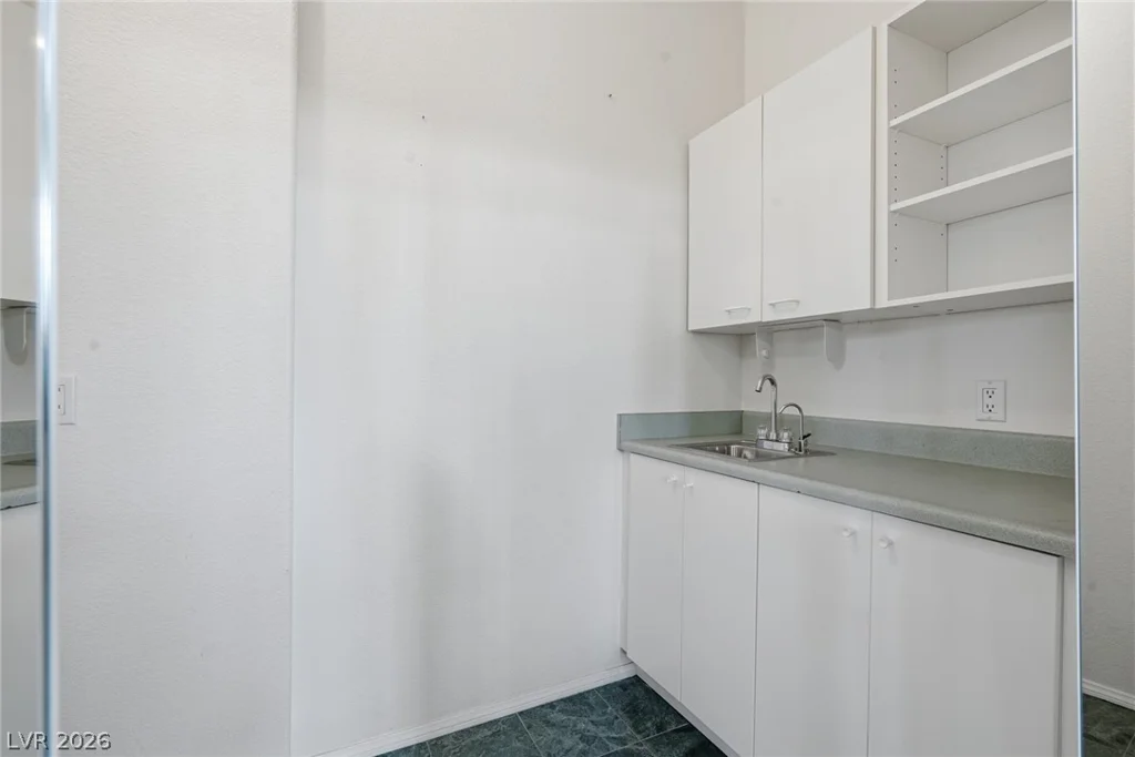 2212 Chatsworth, Henderson, NV 89074