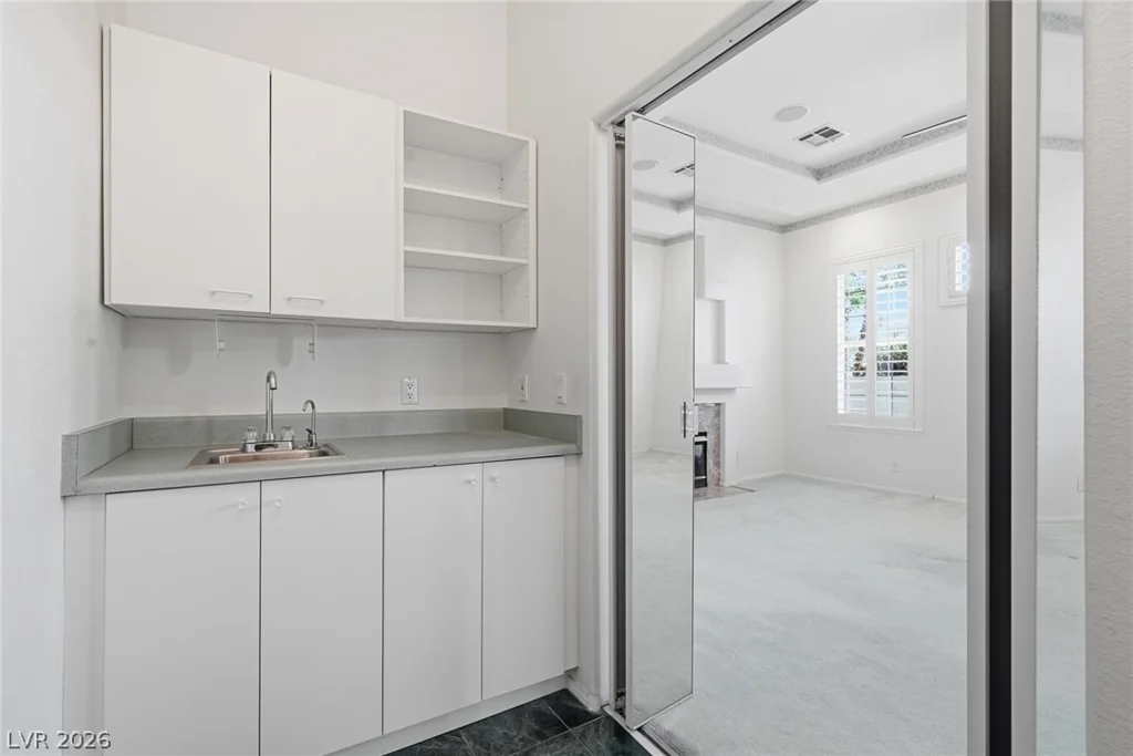 2212 Chatsworth, Henderson, NV 89074