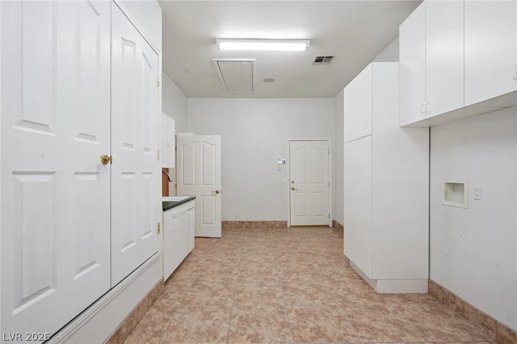 2212 Chatsworth, Henderson, NV 89074