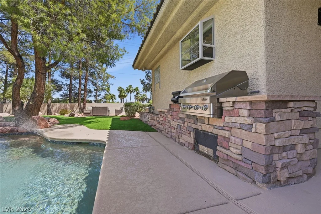 2212 Chatsworth, Henderson, NV 89074