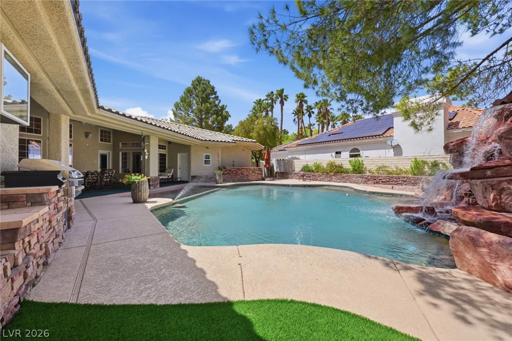 2212 Chatsworth, Henderson, NV 89074