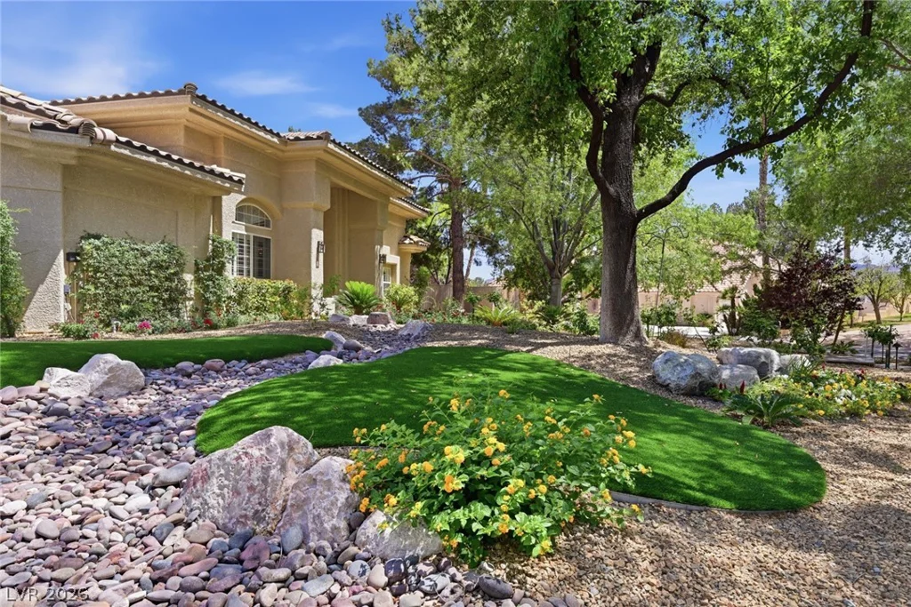 2212 Chatsworth, Henderson, NV 89074