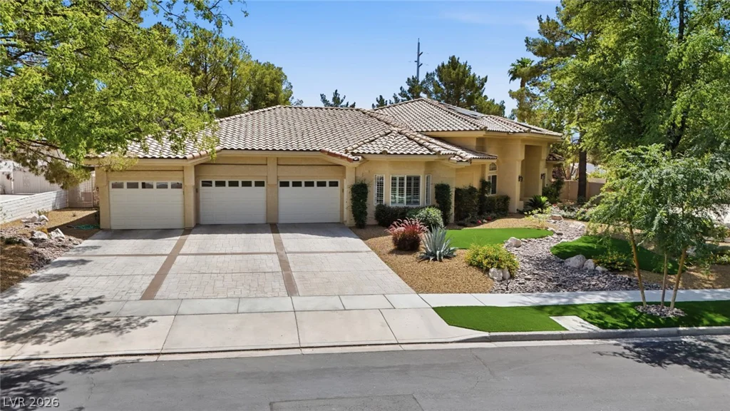 2212 Chatsworth, Henderson, NV 89074