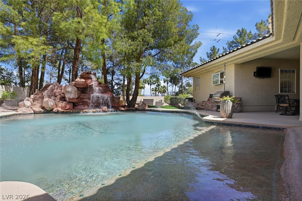 2212 Chatsworth, Henderson, NV 89074