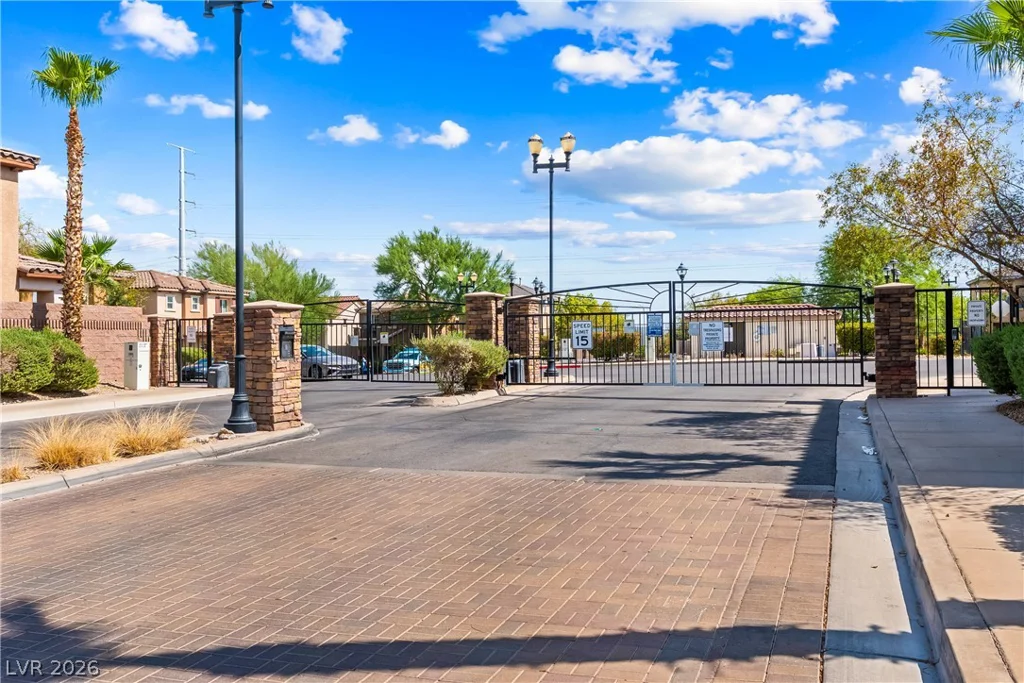 176 Almond Ridge, Henderson, NV 89015
