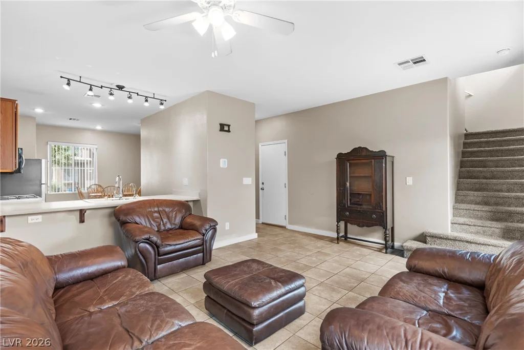 176 Almond Ridge, Henderson, NV 89015