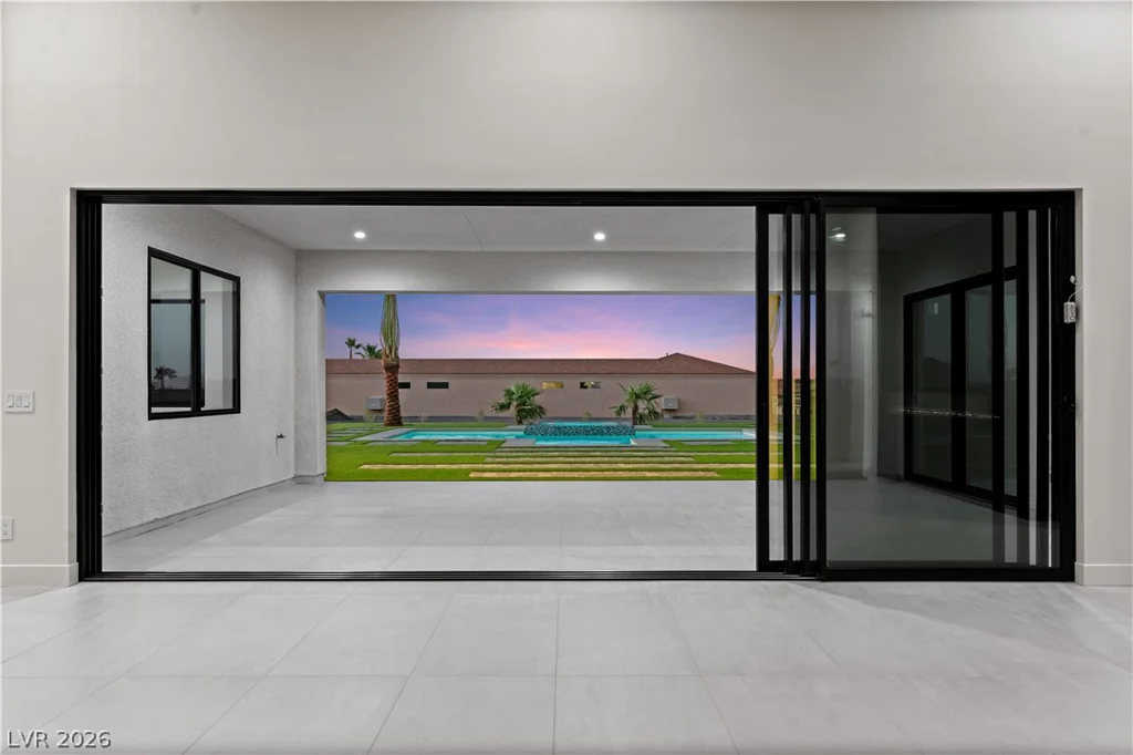 470 Paradise Hills, Henderson, NV 89002