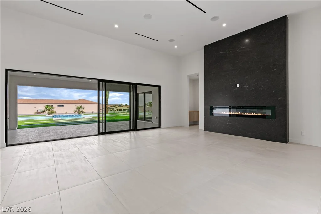 470 Paradise Hills, Henderson, NV 89002