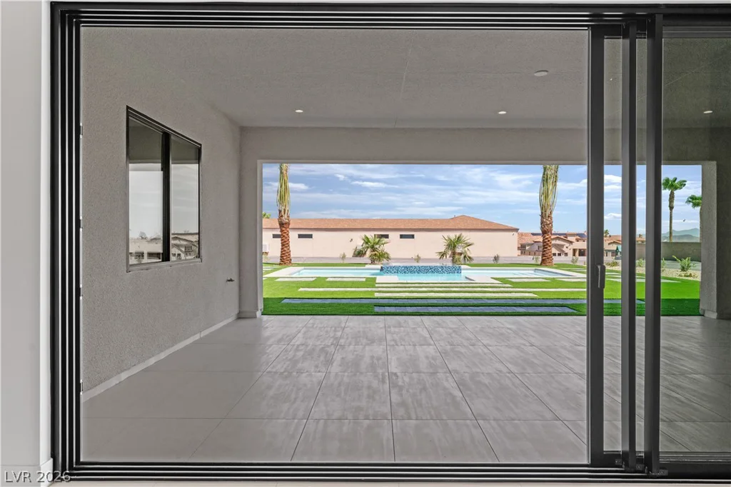 470 Paradise Hills, Henderson, NV 89002