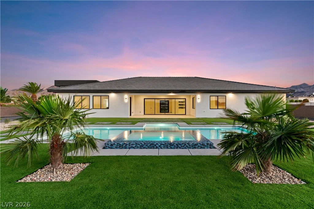 470 Paradise Hills, Henderson, NV 89002