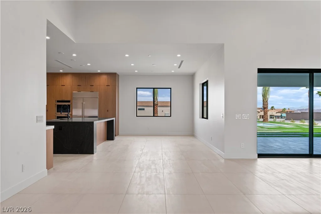 470 Paradise Hills, Henderson, NV 89002