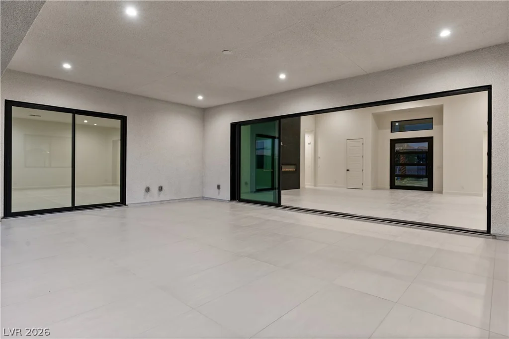 470 Paradise Hills, Henderson, NV 89002