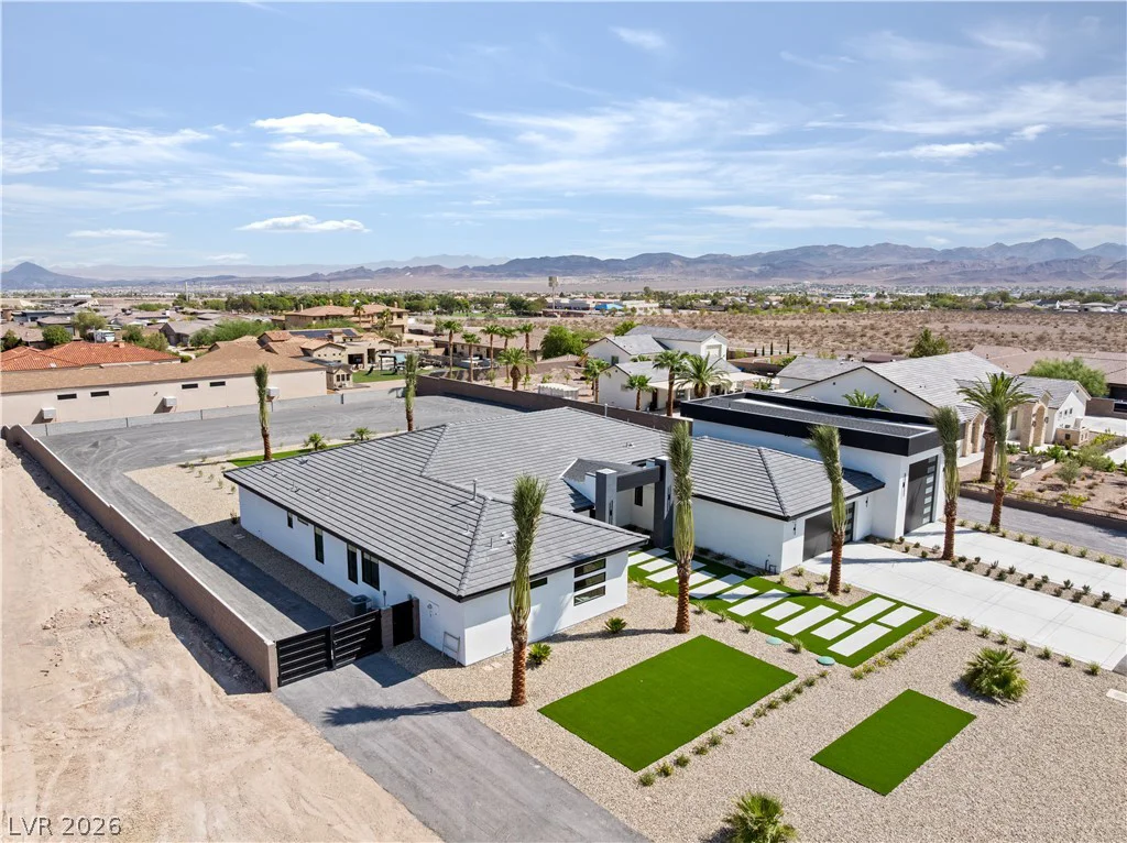 470 Paradise Hills, Henderson, NV 89002