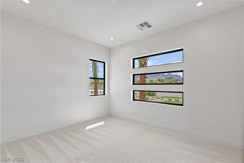 470 Paradise Hills, Henderson, NV 89002