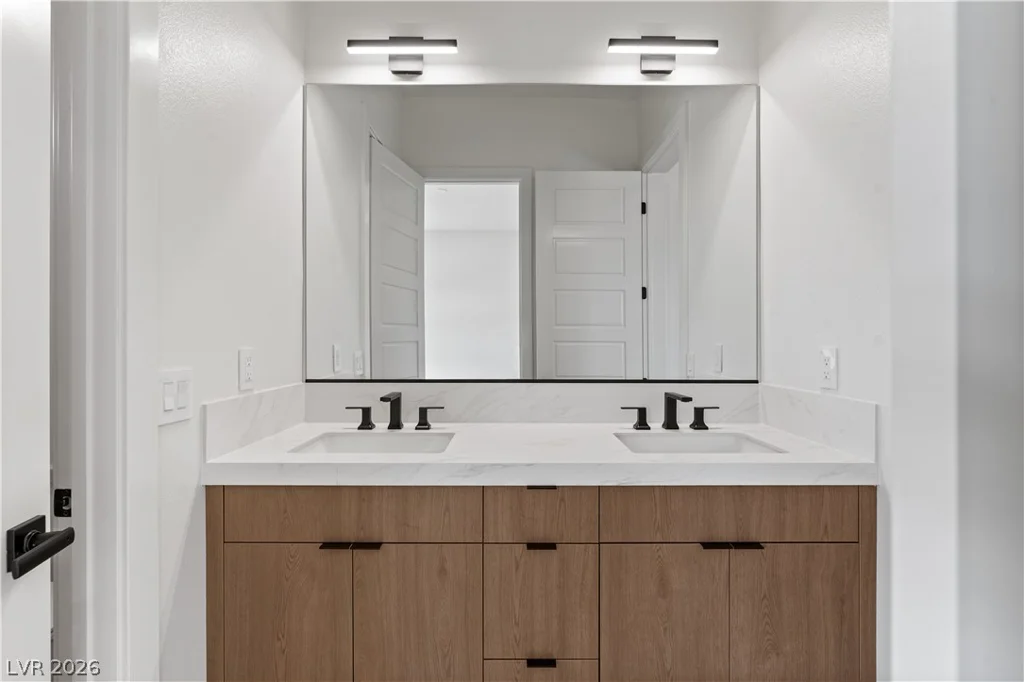 470 Paradise Hills, Henderson, NV 89002