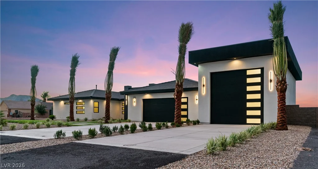 470 Paradise Hills, Henderson, NV 89002