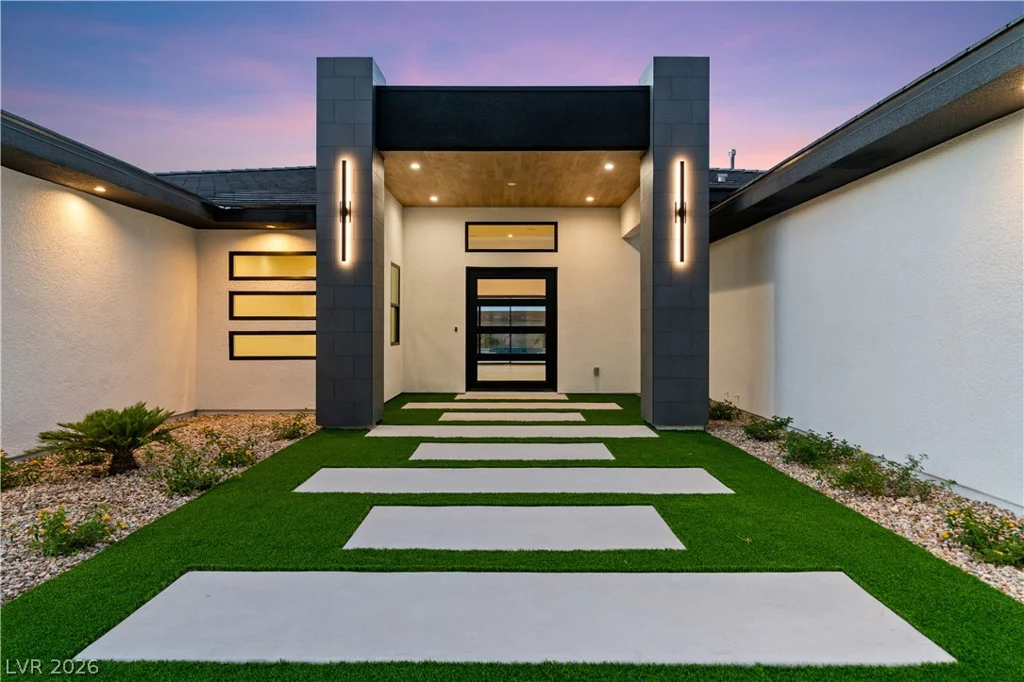 470 Paradise Hills, Henderson, NV 89002