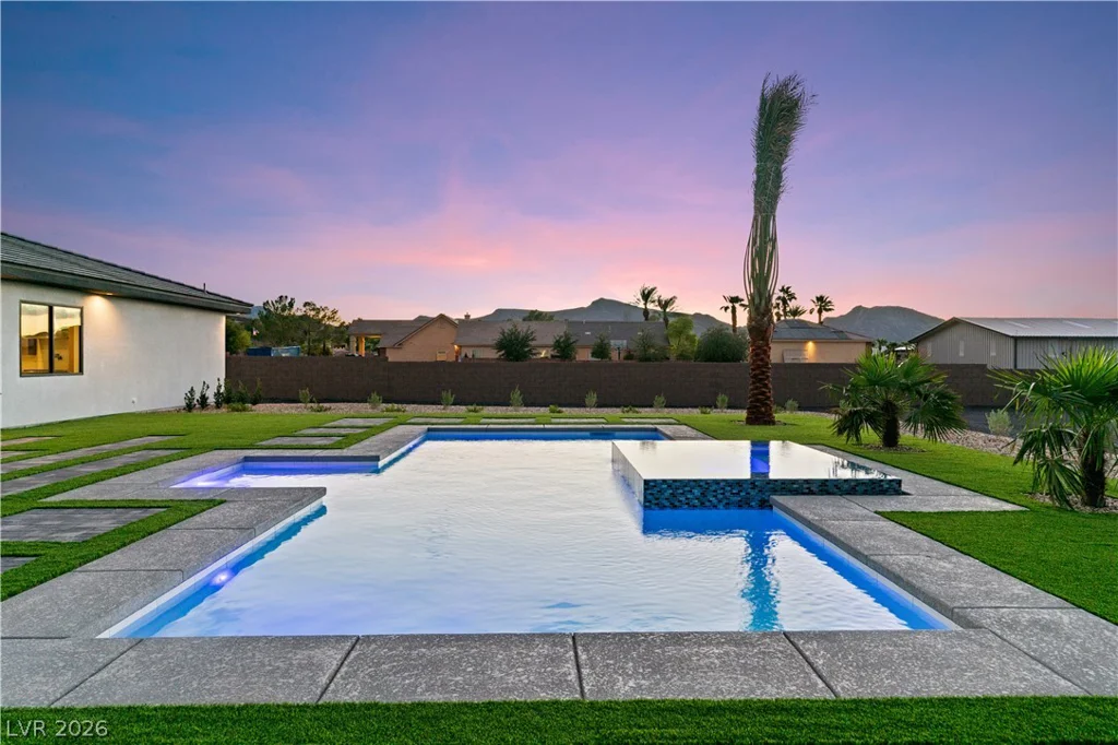 470 Paradise Hills, Henderson, NV 89002