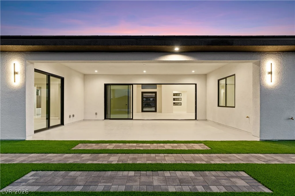470 Paradise Hills, Henderson, NV 89002