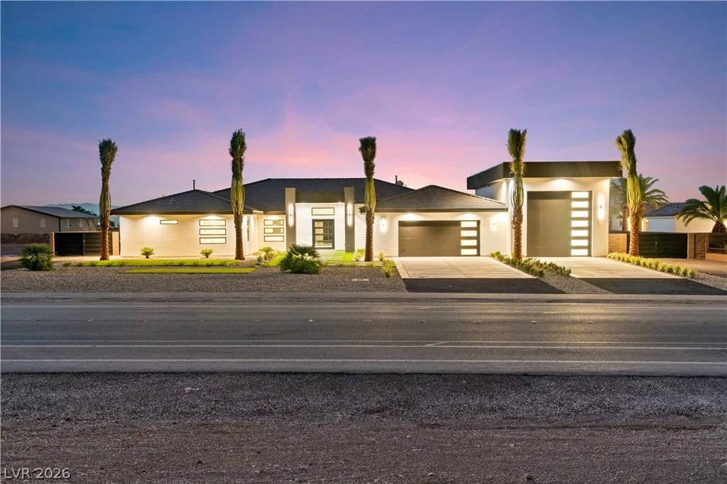 470 Paradise Hills, Henderson, NV 89002