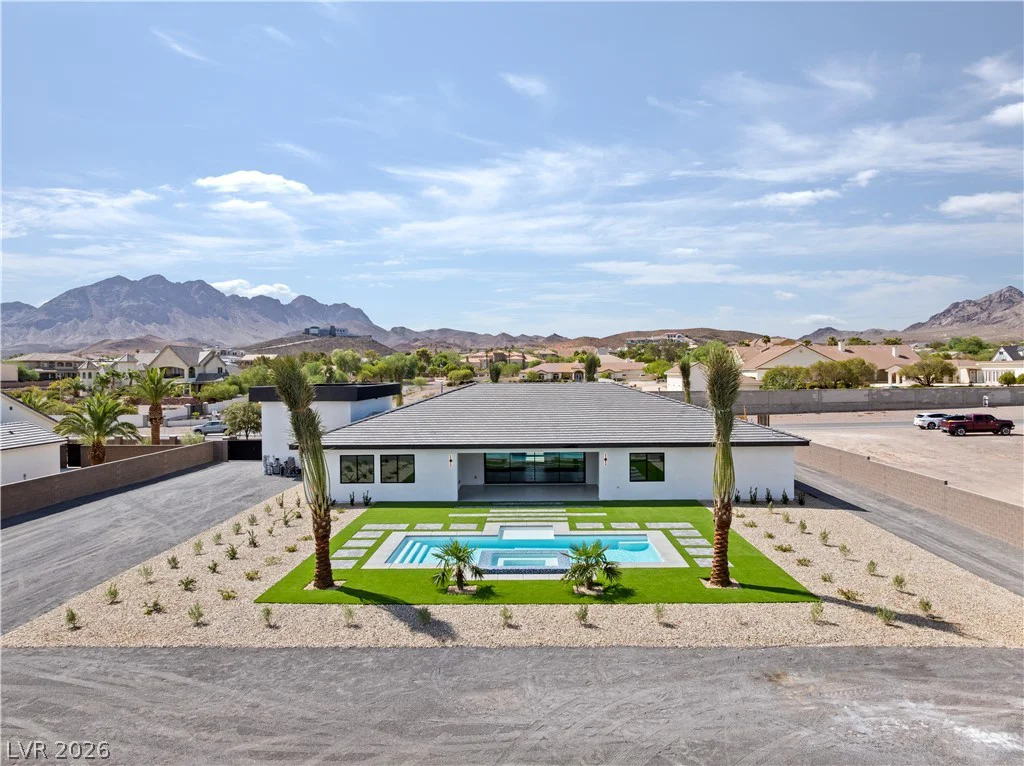 470 Paradise Hills, Henderson, NV 89002