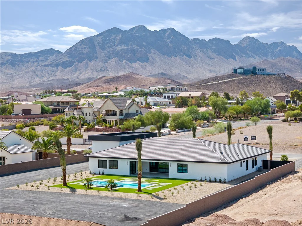 470 Paradise Hills, Henderson, NV 89002