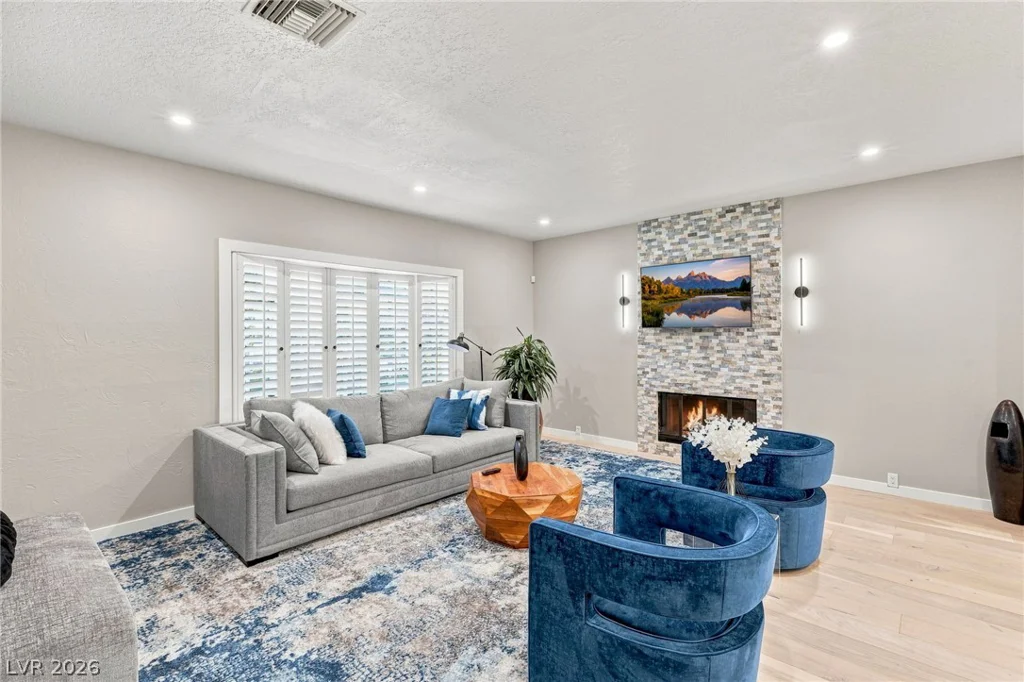 17 Quail Run, Henderson, NV 89014