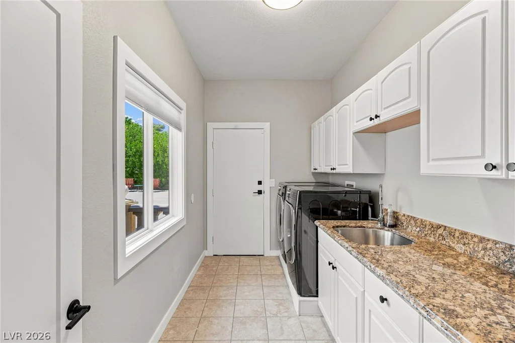 17 Quail Run, Henderson, NV 89014
