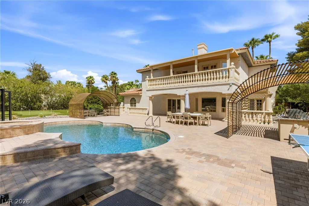17 Quail Run, Henderson, NV 89014