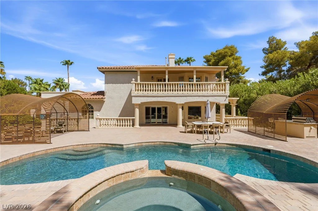 17 Quail Run, Henderson, NV 89014
