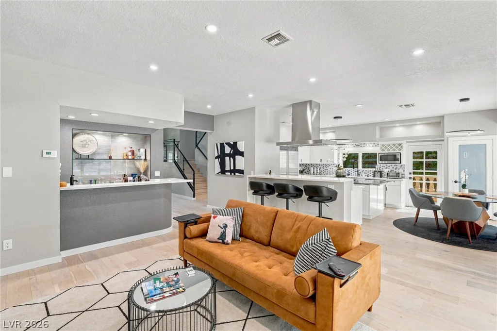 17 Quail Run, Henderson, NV 89014