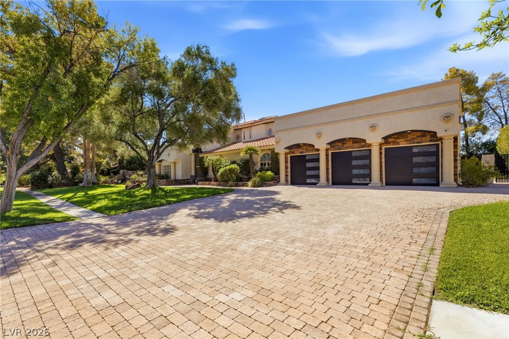 17 Quail Run, Henderson, NV 89014