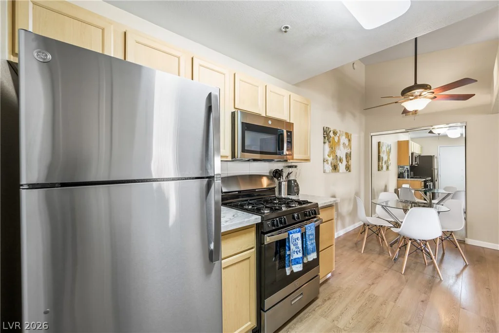 950 Seven Hills, Henderson, NV 89052