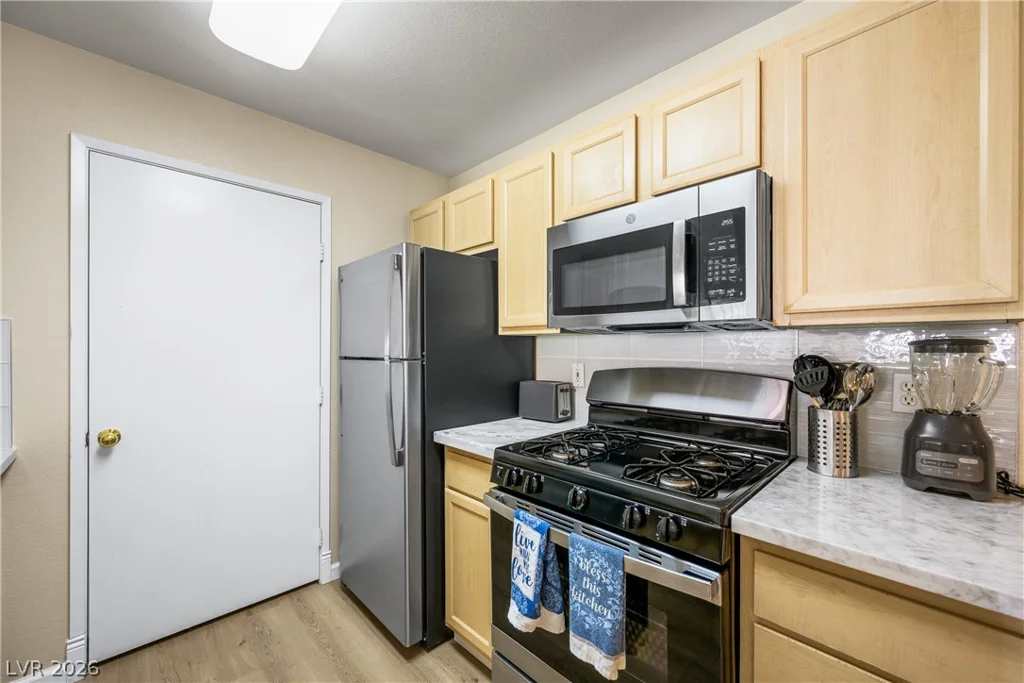 950 Seven Hills, Henderson, NV 89052