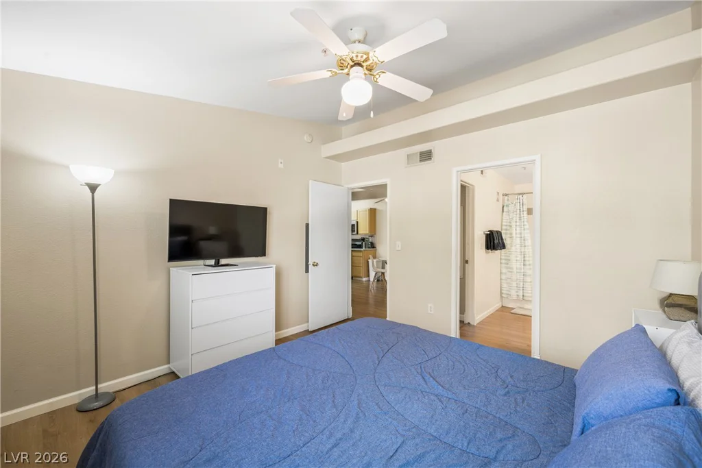 950 Seven Hills, Henderson, NV 89052