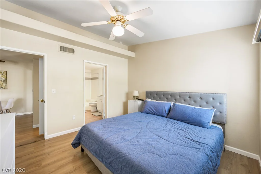 950 Seven Hills, Henderson, NV 89052