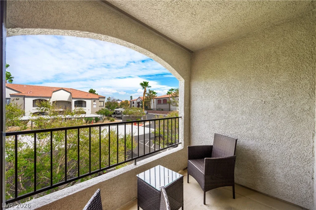 950 Seven Hills, Henderson, NV 89052