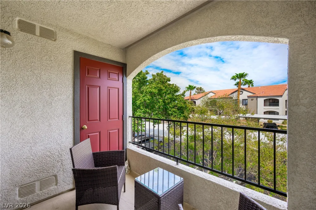 950 Seven Hills, Henderson, NV 89052