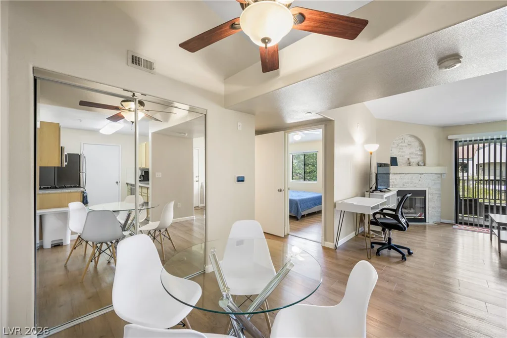 950 Seven Hills, Henderson, NV 89052