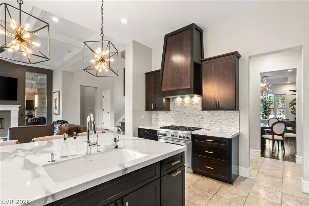 9429 Garnet Crown, Las Vegas, NV 89145