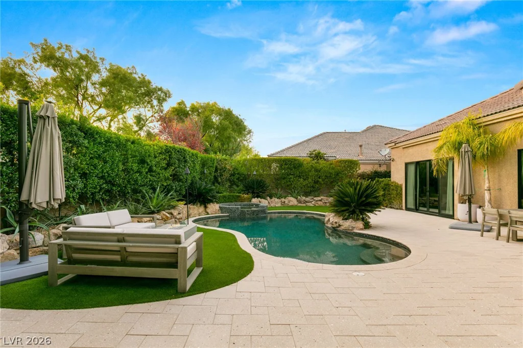 9429 Garnet Crown, Las Vegas, NV 89145