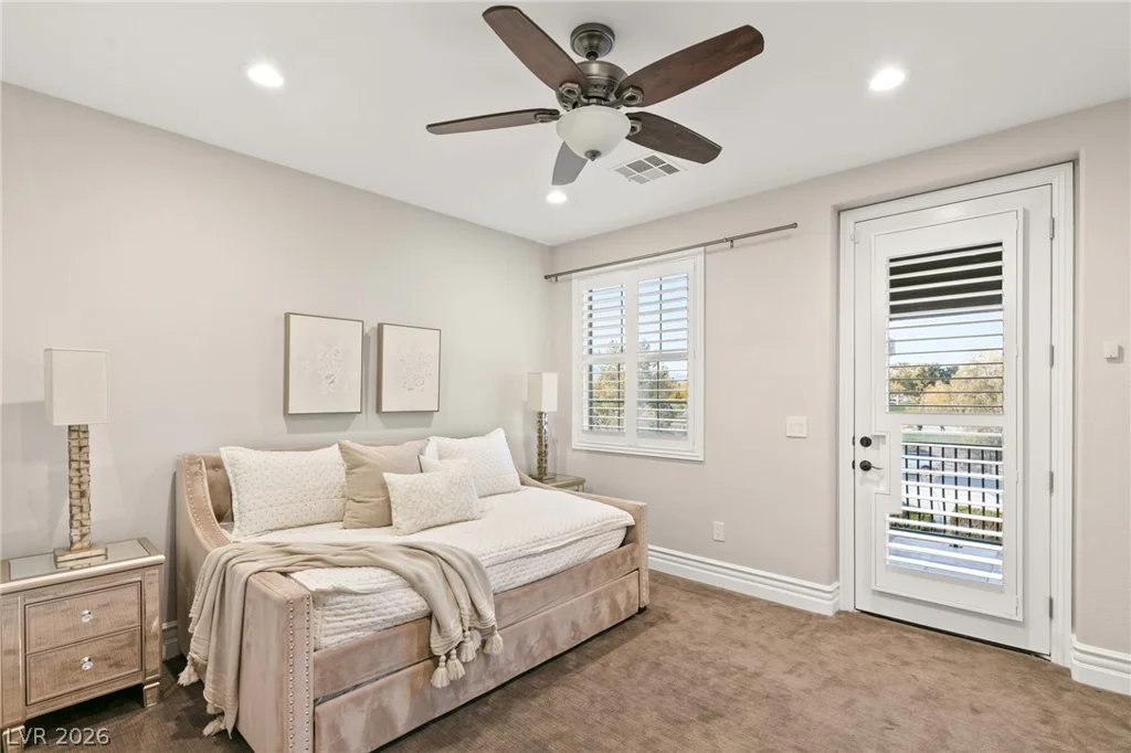 9429 Garnet Crown, Las Vegas, NV 89145
