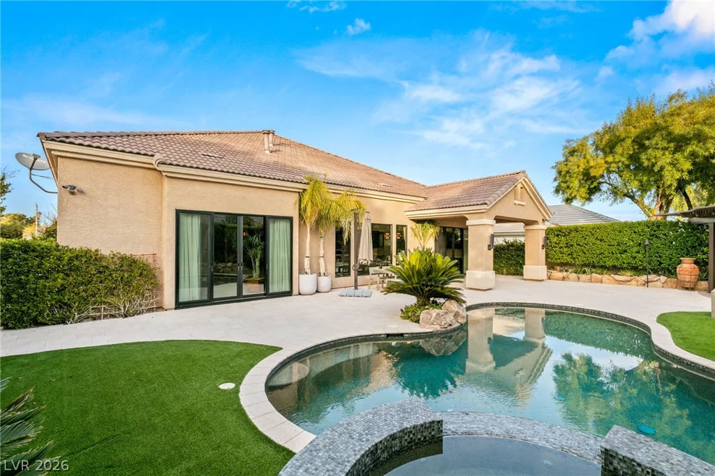 9429 Garnet Crown, Las Vegas, NV 89145
