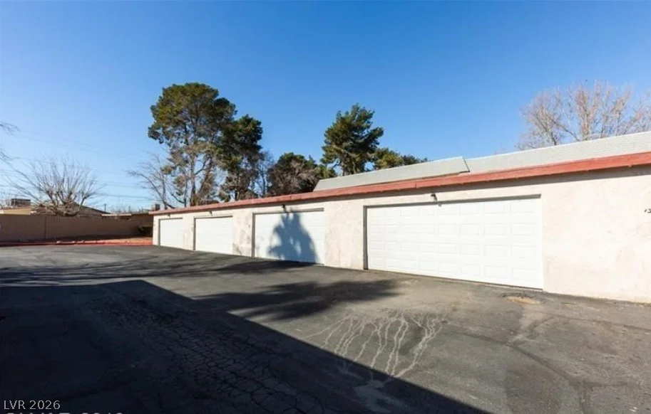 135 Greenbriar Townhouse, Las Vegas, NV 89121