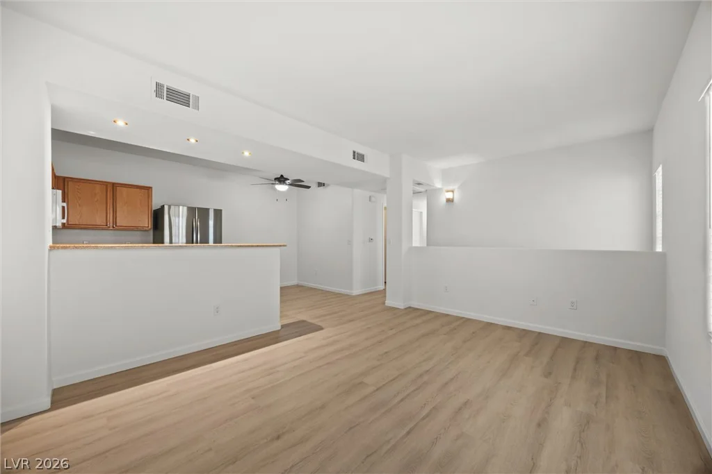 2001 Sue, Las Vegas, NV 89108