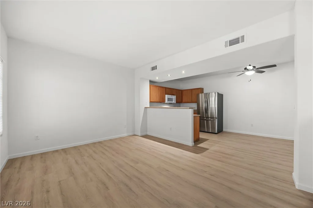 2001 Sue, Las Vegas, NV 89108