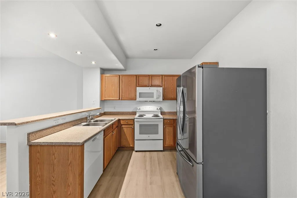 2001 Sue, Las Vegas, NV 89108