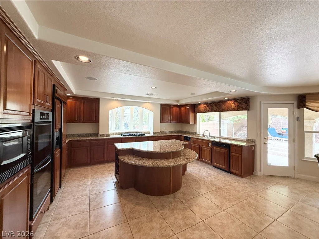 10981 Holyrood, Las Vegas, NV 89141