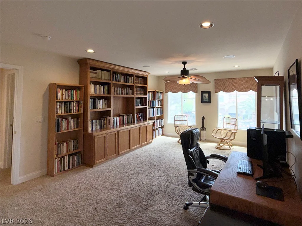 10981 Holyrood, Las Vegas, NV 89141