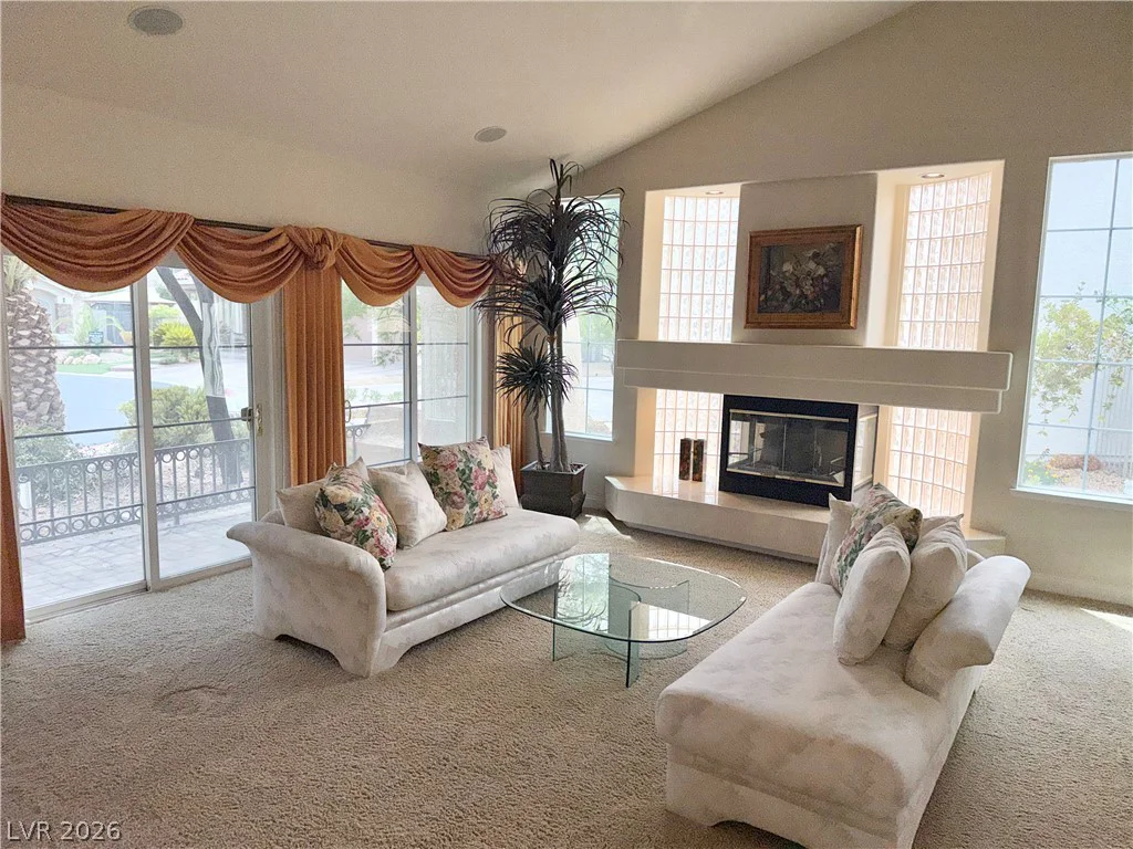 10981 Holyrood, Las Vegas, NV 89141